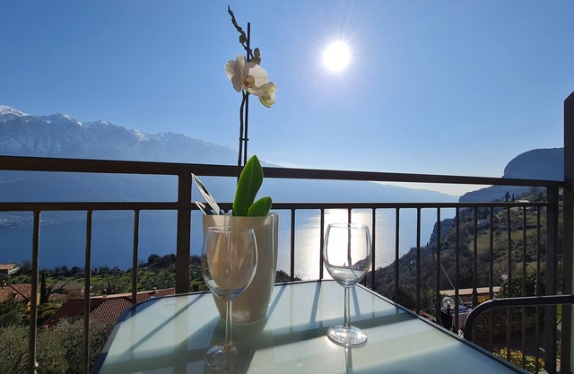Casa Elka Balcony 8 Lake view