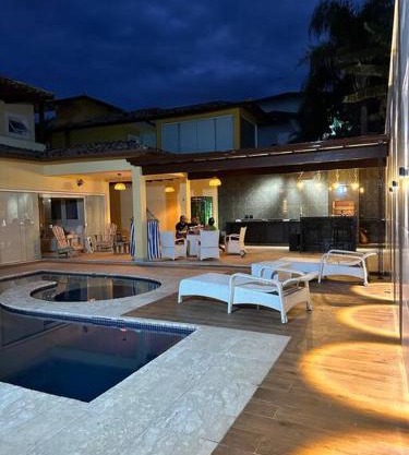 Casa em buzios c piscina e 4 suítes
