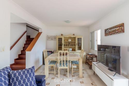 Casa em Cabo Frio a 200m da praia ADP001