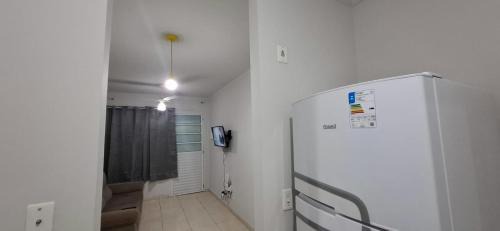 Casa em condomínio - 2 quartos - 2 vagas de garagem