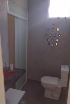 Casa em condomínio frente mar