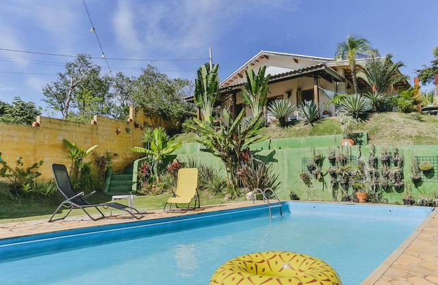 Casa em Mairinque com Piscina e Área Verde