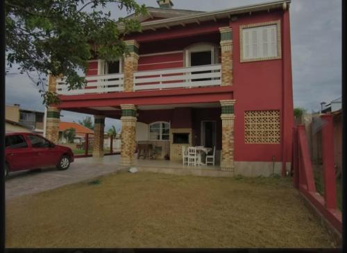 Casa em Mariluz Imbe 2 andares