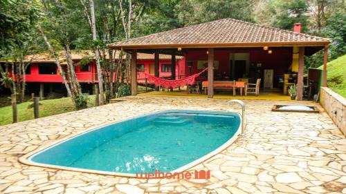 Casa em Sao Francisco Xavier com Piscina e Vista