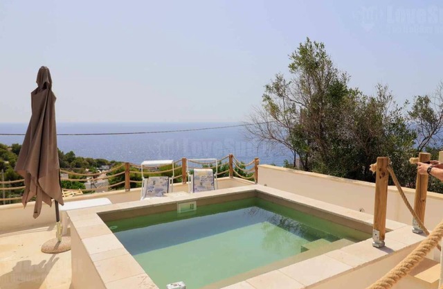 Casa esclusiva sul mare con piscinetta