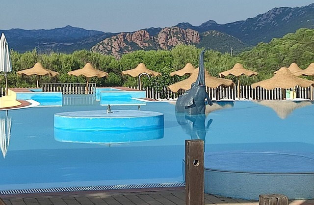 Casa Escondida, large veranda with sea and sunset view, 2 minutes from Isola Rossa