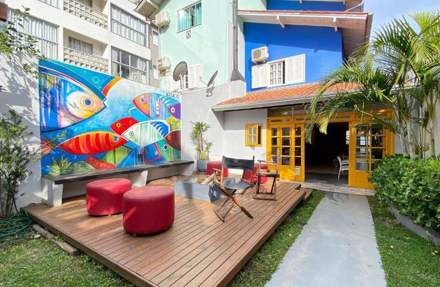 Casa familiar na exuberante praia de 4 ilhas.