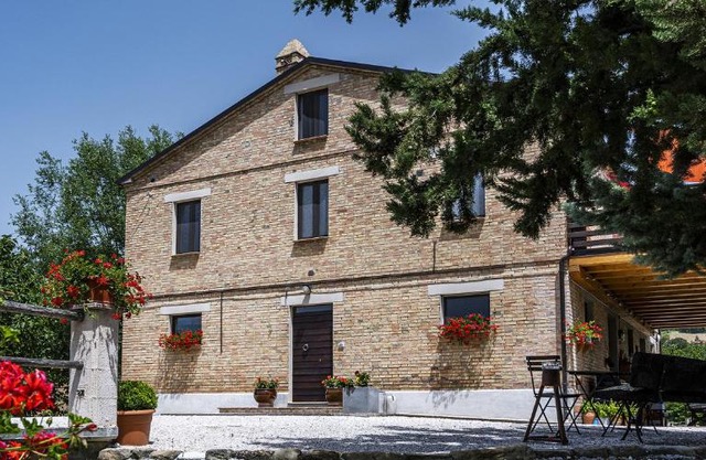 Casa Friano
