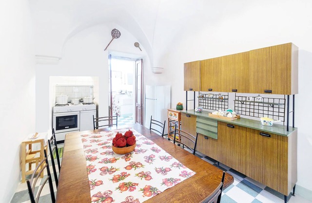 Casa Gambo - 4 Bedroom Holiday Home in Marittima