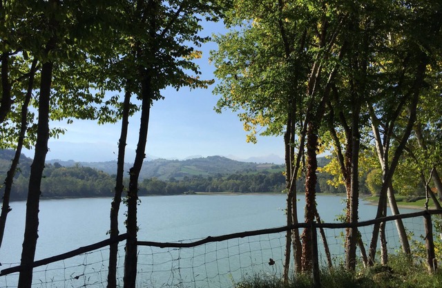 Casa Giuseppe Sarnano Le Marche. Luxury home and pool in beautiful countryside.