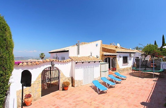 Casa Gran Sorolla by Interhome