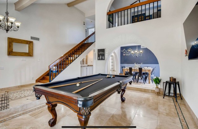 Casa Grande Scottsdale-Game Room, Put-Put Golf, Heated Pool and perfect location