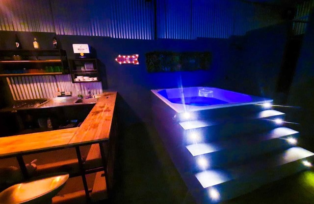 Casa Hotel en el Mejor Lugar de Medellin Cerca a Restaurantes y Clubes Nocturnos