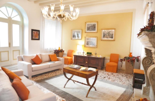 Casa In Borgo