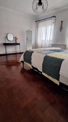 Casa José e Maria - Moradia Espaçosa com Jardim no Centro de Braga