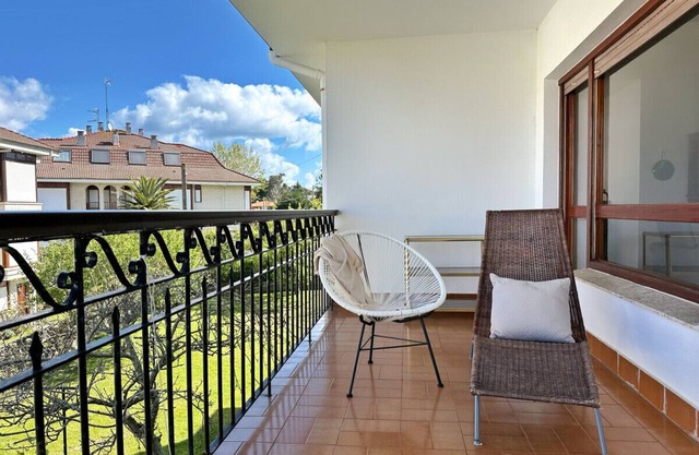 Casa Junto a la Playa con Gran Jardín - La Hojarasca 6820