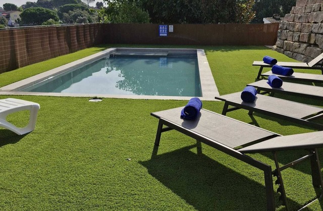 Casa Kibo : Salt Water Swimming Pool : 20 min. Beach & Costa Brava