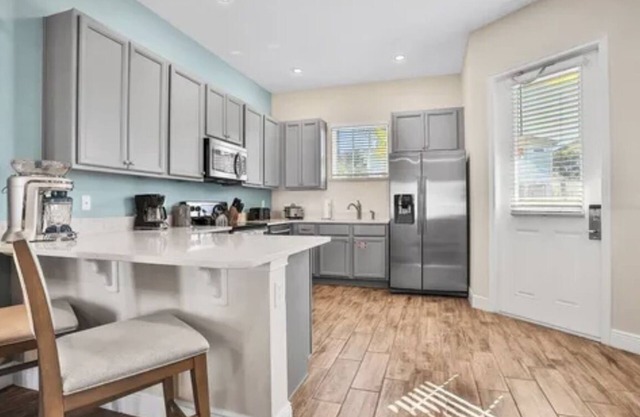 "Casa Kiwi" Margaritaville Cottage 5 minutes to Disney