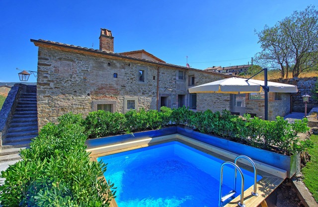 Casa La Fonte - Luxury Villa Rental with swimming pool in Cortona, Tuscany