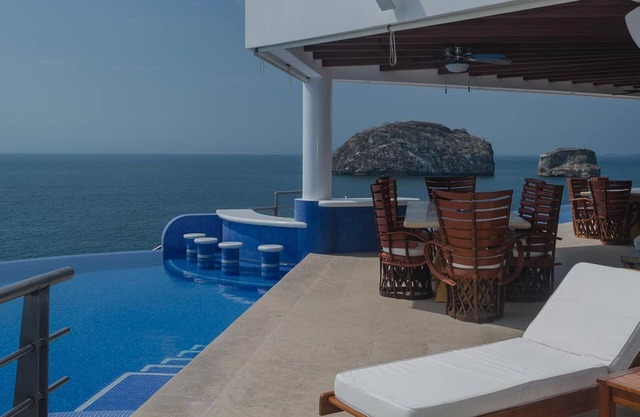 Casa La Vista - 25,000 Square Feet Oceanfront Excellence!