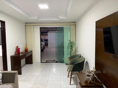 Casa linda a 5 min do centro