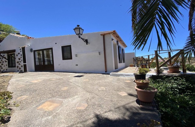 Casa Los Altos - Two Bedroom Cottage, Sleeps 4