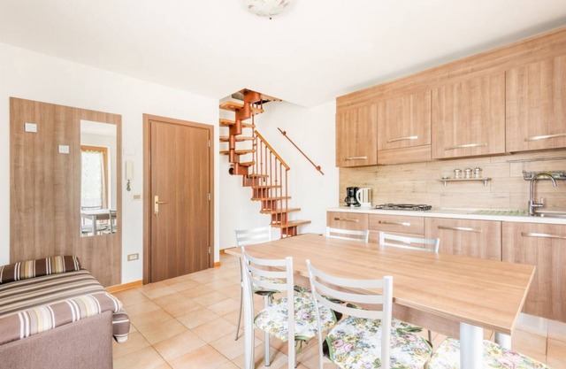 Casa Lucia Duplex with Garden only 100 mt from Lake
