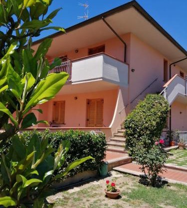 Casa Magnolia: indipendente con giardino