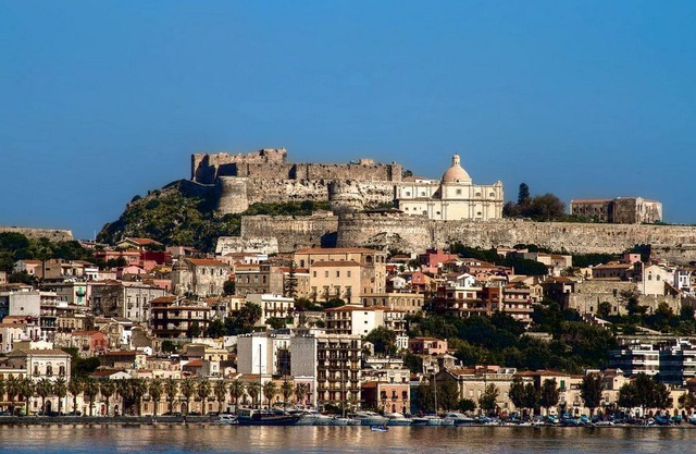 Casa Marina di San Francesco in the historic center of Milazzo