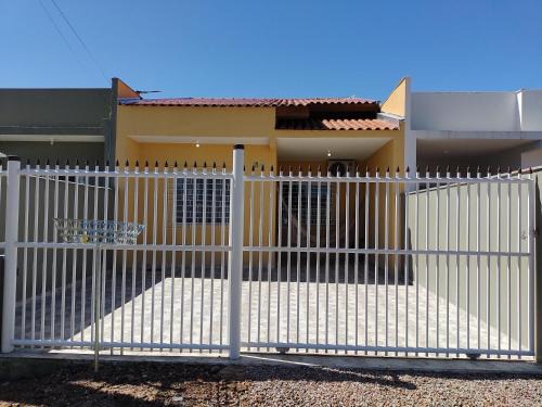 CASA MEL VERANEIO EM ITAPOÁ - SC