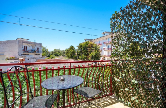 Casa Merlino - Triple Room with Balcony