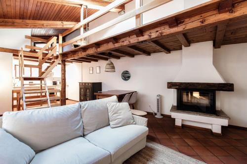 Casa Miró by Quokka 360 - in the village of Morcote