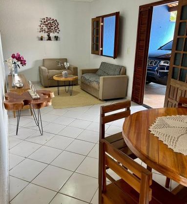 Casa mobiliada em Viçosa do Ceará em condomínio