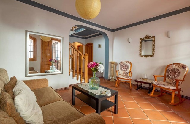 Casa Mora + Caminito del Rey (Ardales, Malaga)