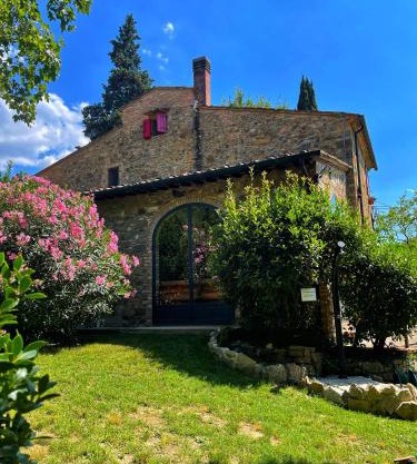Casa nel bosco il Grottone