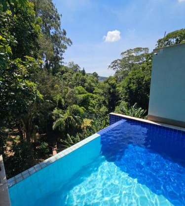Casa no pé da Serra da Cantareira