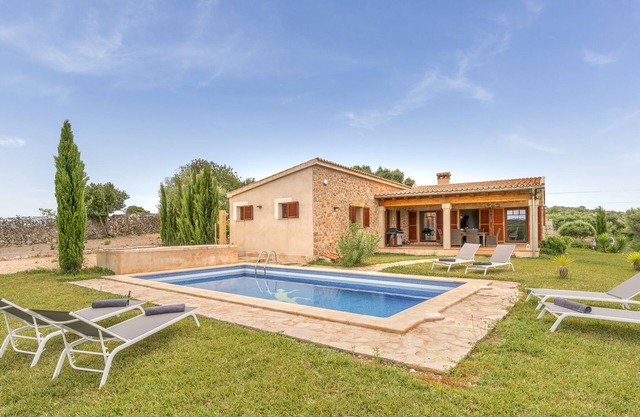 Casa Otonyo - natural stone finca with private pool between Sineu and Ariany