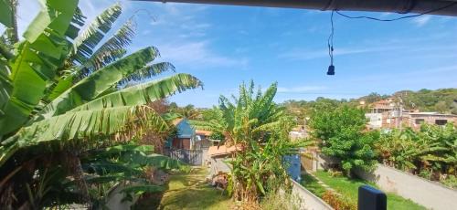 Casa para relaxar a 600 M da Praia do Paí Vitório