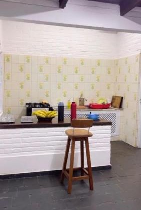 Casa para temporada, vale do jamaca, tem ar-condicionado em 1 Quarto e no restante dos 4 Quartos tem ventilador e nao tem wi-fi