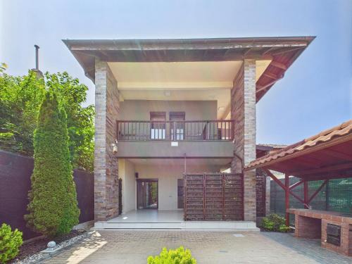Casa Pontica