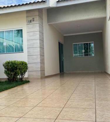 casa próximo ao shopping catuai, eventos vivaro e uem,lebloc