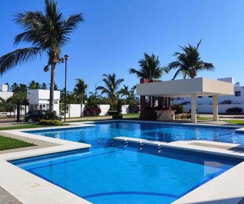 Casa Puerta al Sol Acapulco - Club de Playa