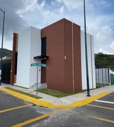 Casa Puerta Paraíso