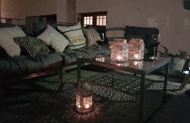 Casa Querceto: Stunning apartment with swimming pool, rural setting, near lakes.