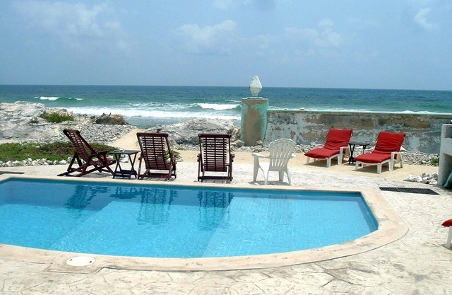 Casa Rosa - Beautiful Oceanfront Home