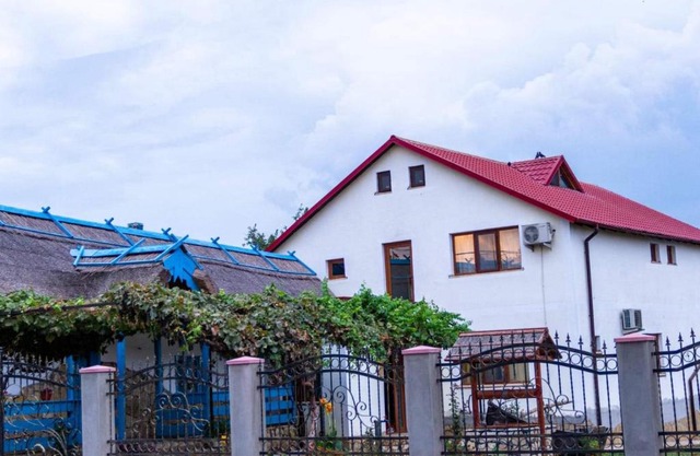 Casa Rasaritul Soarelui Sarichioi