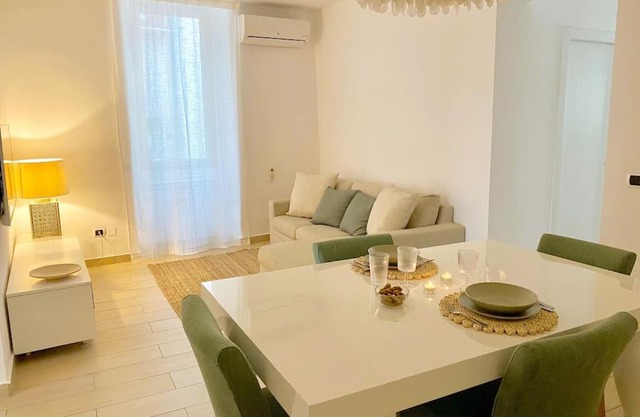 casa Re Manfredi 12