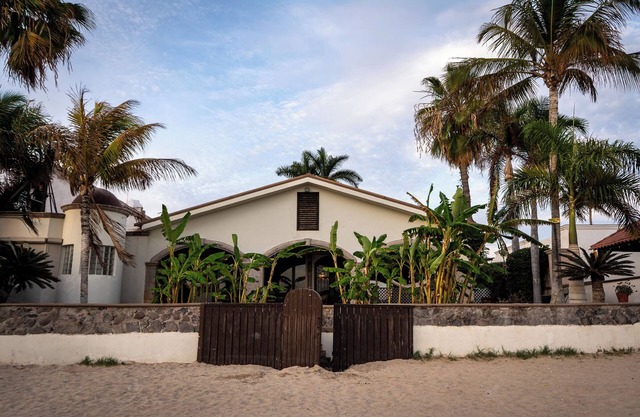 Casa Recuerdos - a spacious beachside oasis, where every moment is a memory