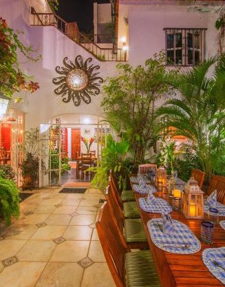 Casa Romance Escondido
