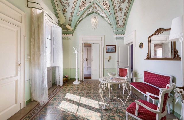 Casa Romantica by BarbarHouse
